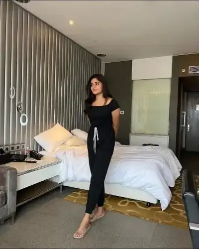 Call Girls Service in Shirhatti